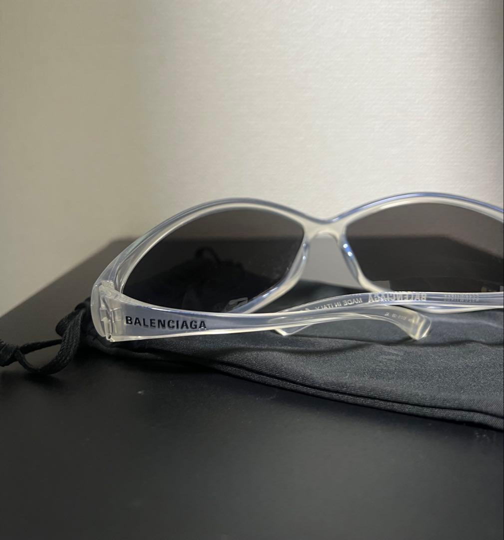 BALENCIAGA 90s Oval クリアキャットアイサングラス