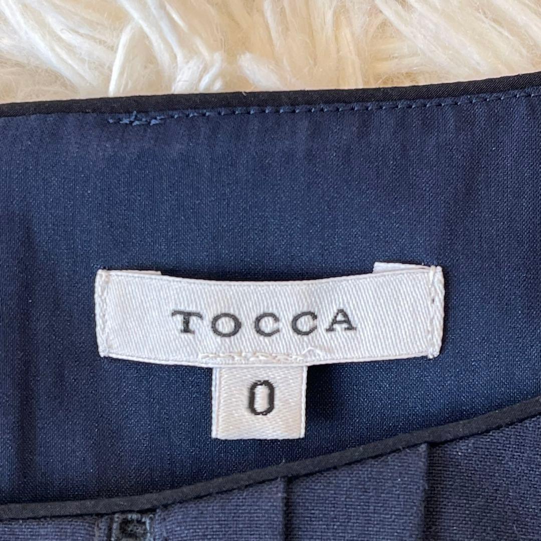極美品 TOCCA 透かし刺繍 ロゴプレート ワンピース ネイビー サイズ0