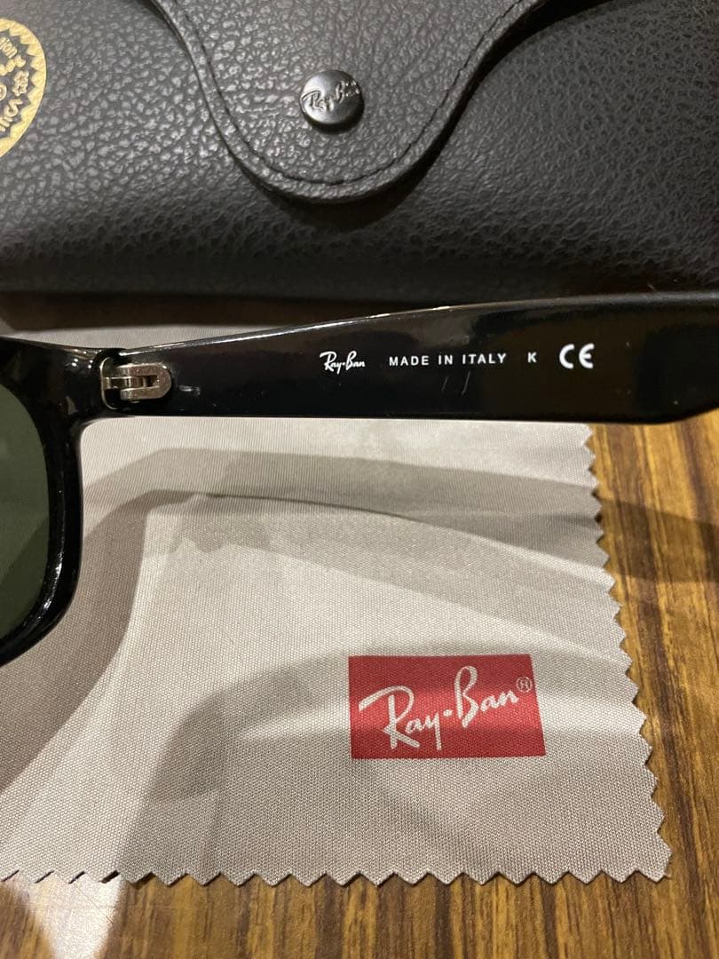 Ray-Ban 2132-f ケース付き