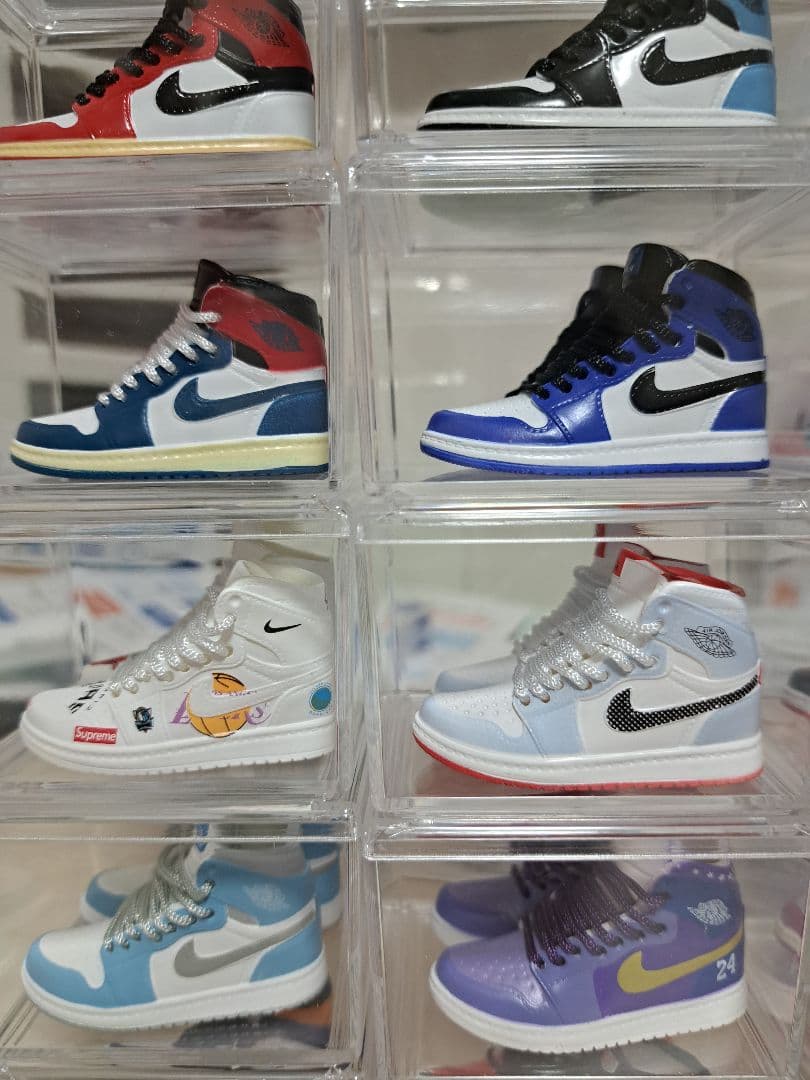 Nike Air Jordan 1 ミニフィギュア 24個セット