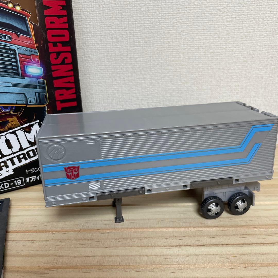 KD-19 オプティマスプライム with トレーラー　トランスフォーマー