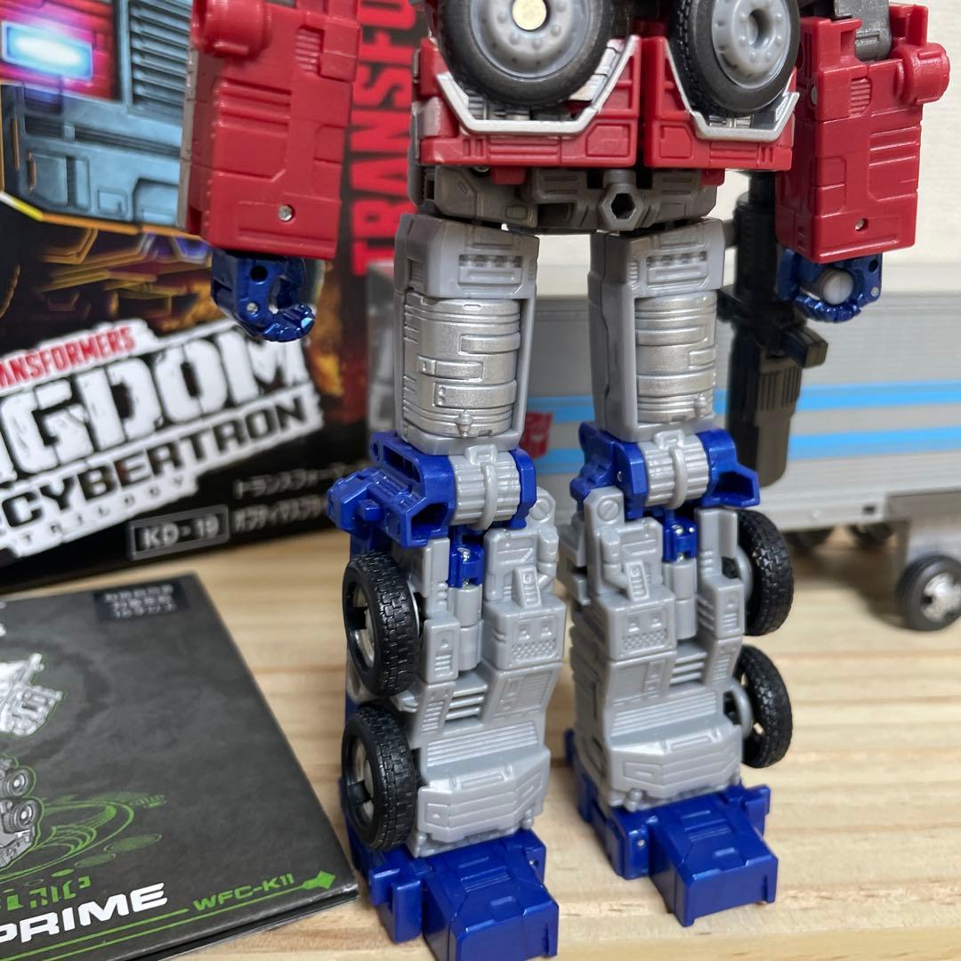 KD-19 オプティマスプライム with トレーラー　トランスフォーマー