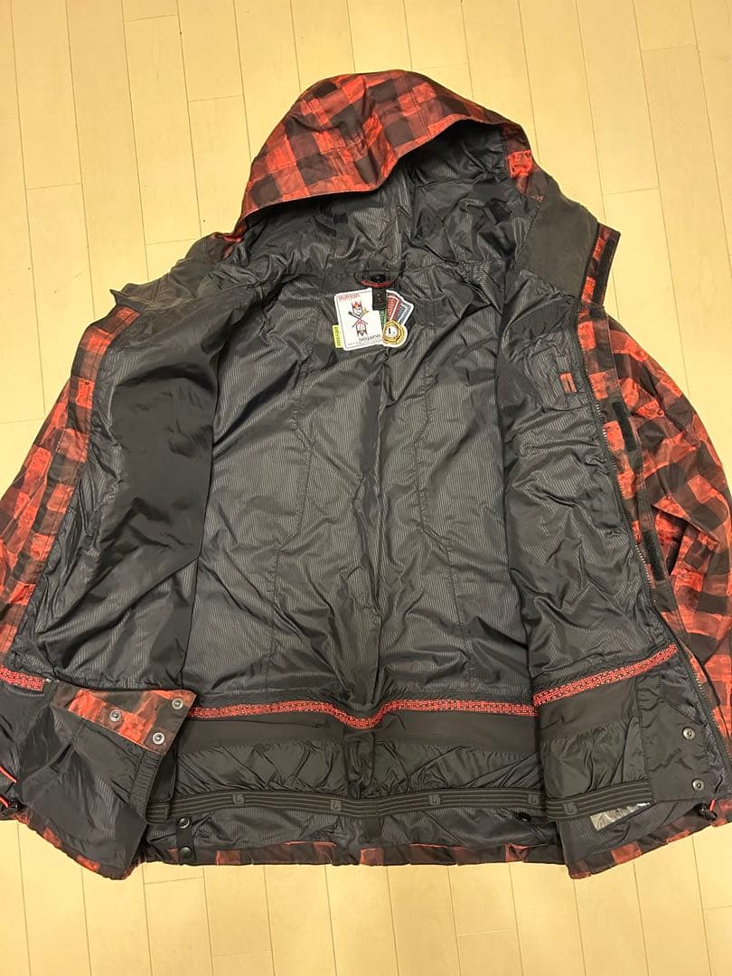 BURTON スノーボードジャケット 赤黒チェック