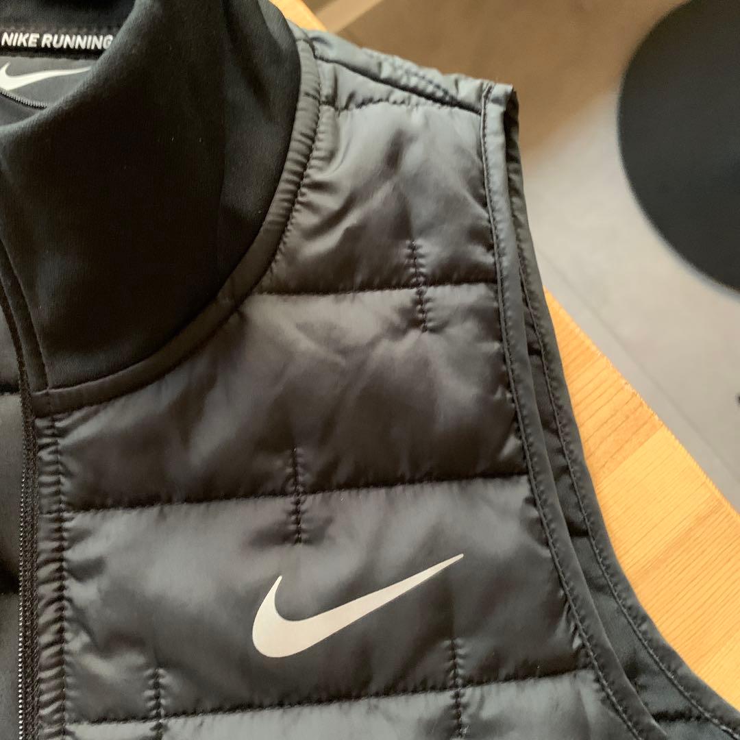 Nike Therma-Fit ブラック M レディースベスト