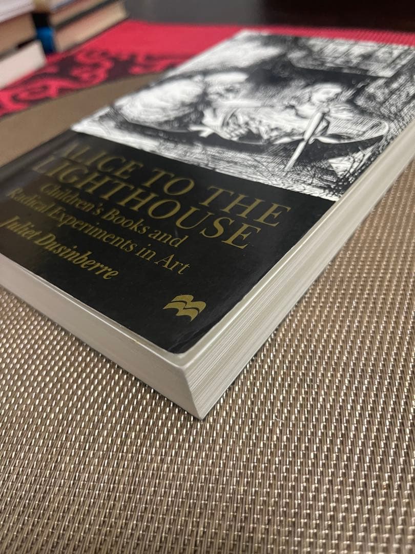 洋書 Alice to the Lighthouse Juliet Dusinberr