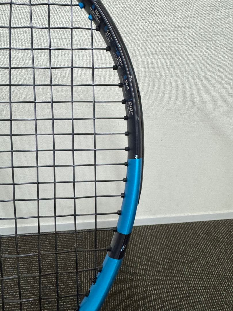 バボラ　ピュアドライブ　300g 100インチ