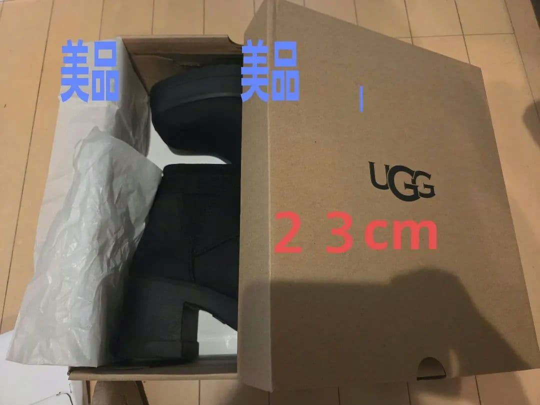 専用！！UGG ブラック サイドゴアブーツ　アグ　厚底　ヒール　黒
