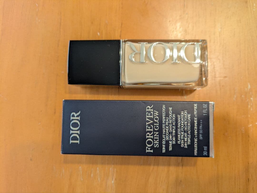 ファンデーション Dior Forever Skin Glow 0CR 30ml