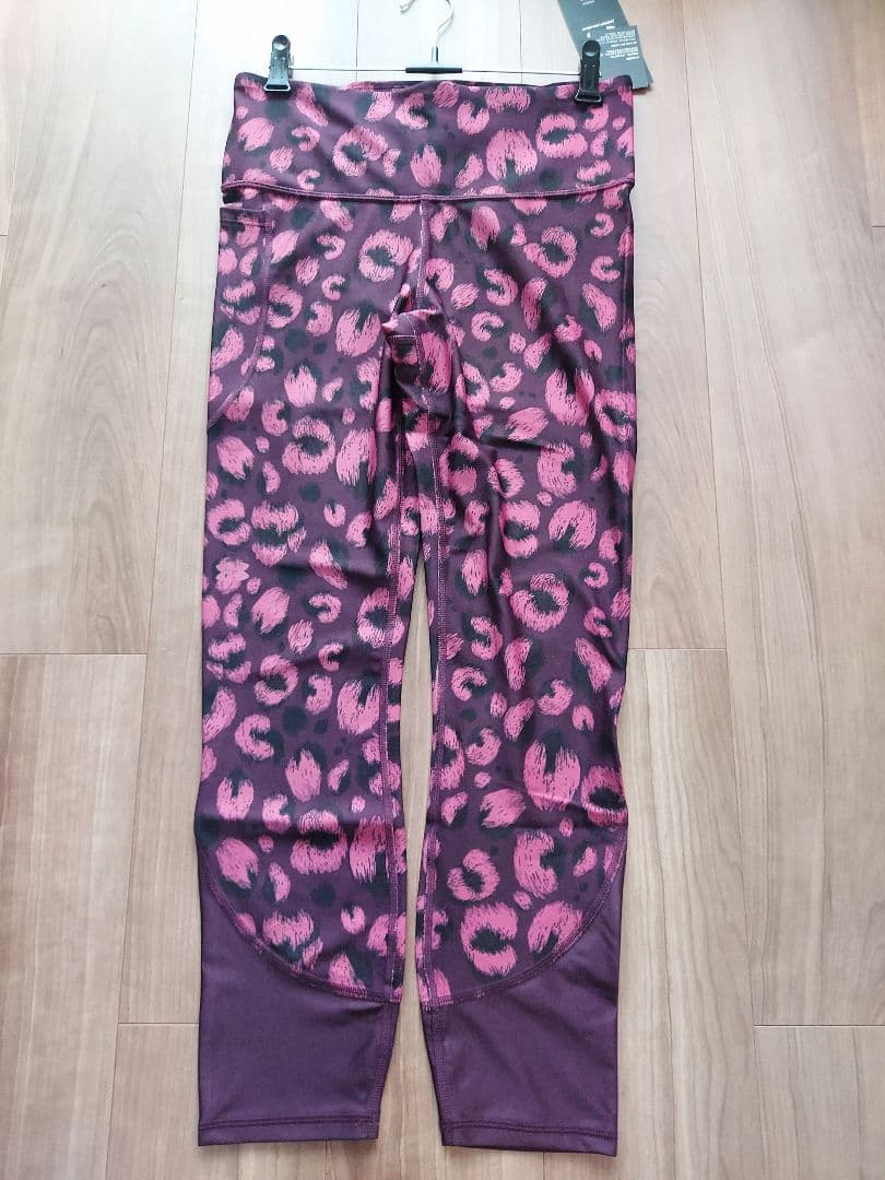 UNDER ARMOUR レオパード柄 ヨガウェアセット