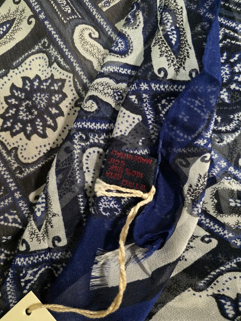 ☆新品 未使用 ☆ETRO ペイズリー スカーフ　ショール●タグ付き●