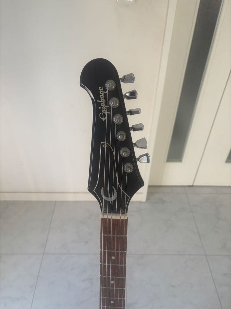 お*む様 Epiphone ファイヤーバード　ブラック