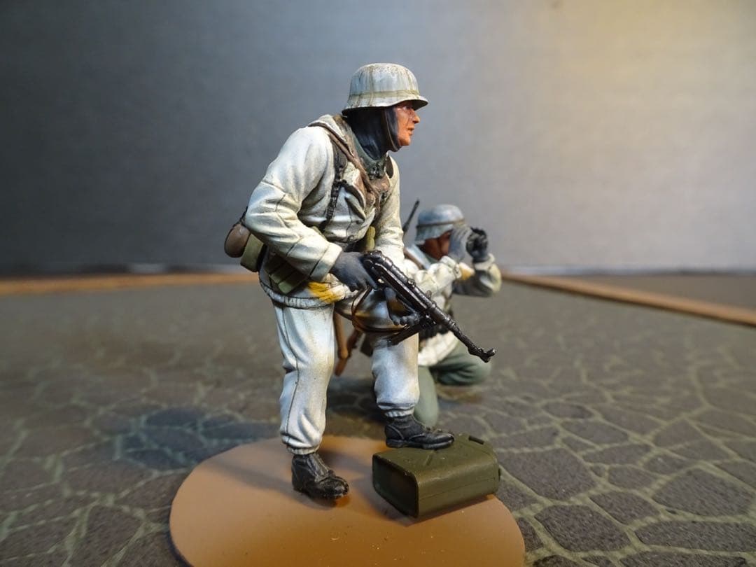 ドラゴン1/35 ドイツ軍兵士プラモデル完成品