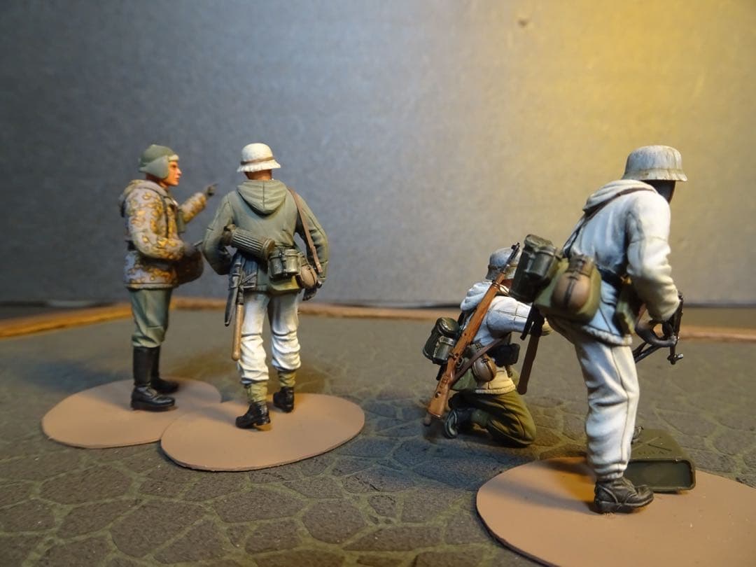ドラゴン1/35 ドイツ軍兵士プラモデル完成品