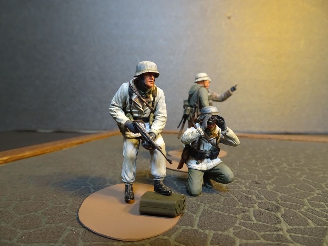 ドラゴン1/35 ドイツ軍兵士プラモデル完成品
