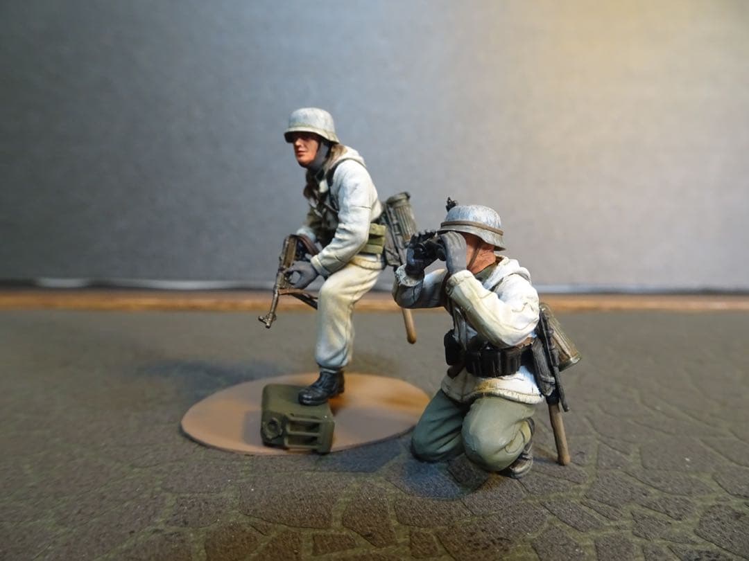 ドラゴン1/35 ドイツ軍兵士プラモデル完成品