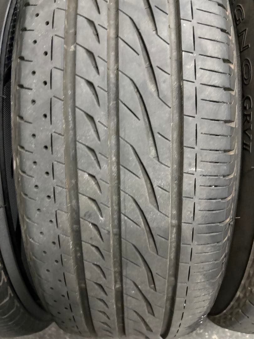 REGNO GRVII 225/60/17 99H 24年式 中古タイヤ