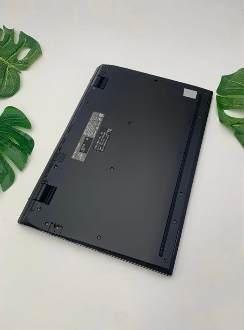 VAIO Pro PG 12世代Core i5 8GB SSD256GB