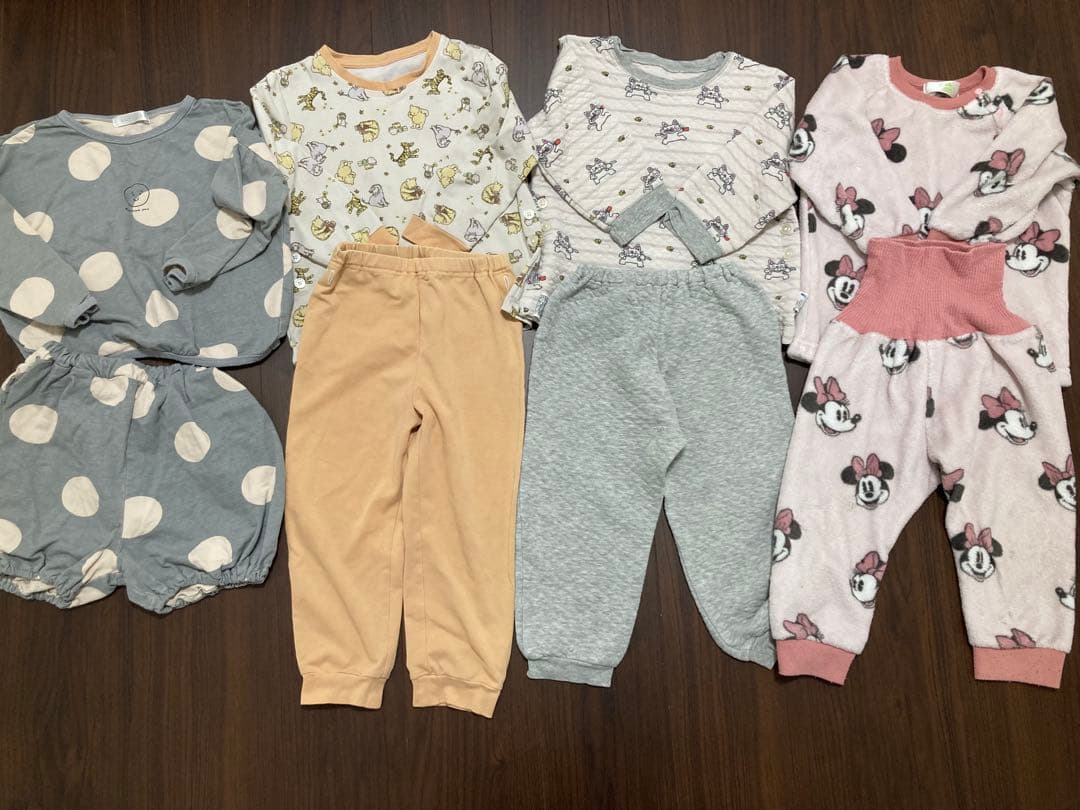 【週末限定値下げ】女の子　まとめ売り　ミニー・マウス　子供服セット 大量　秋冬
