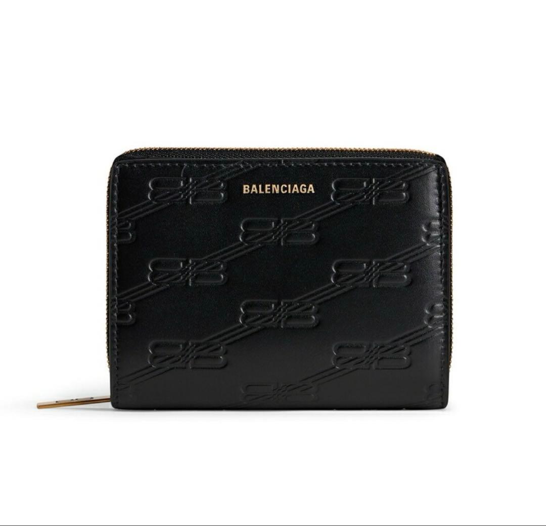 【新品未使用】BALENCIAGA エンボス　モノグラムロゴ　折り財布