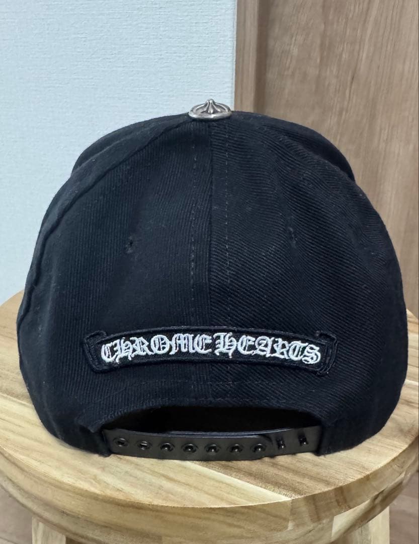 クロムハーツ　キャップ　chrome hearts スクロールラベル