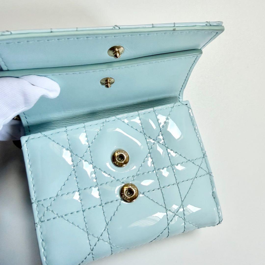 希少　極美品　レディ　Dior 三つ折り財布 カナージュ パテントレザー
