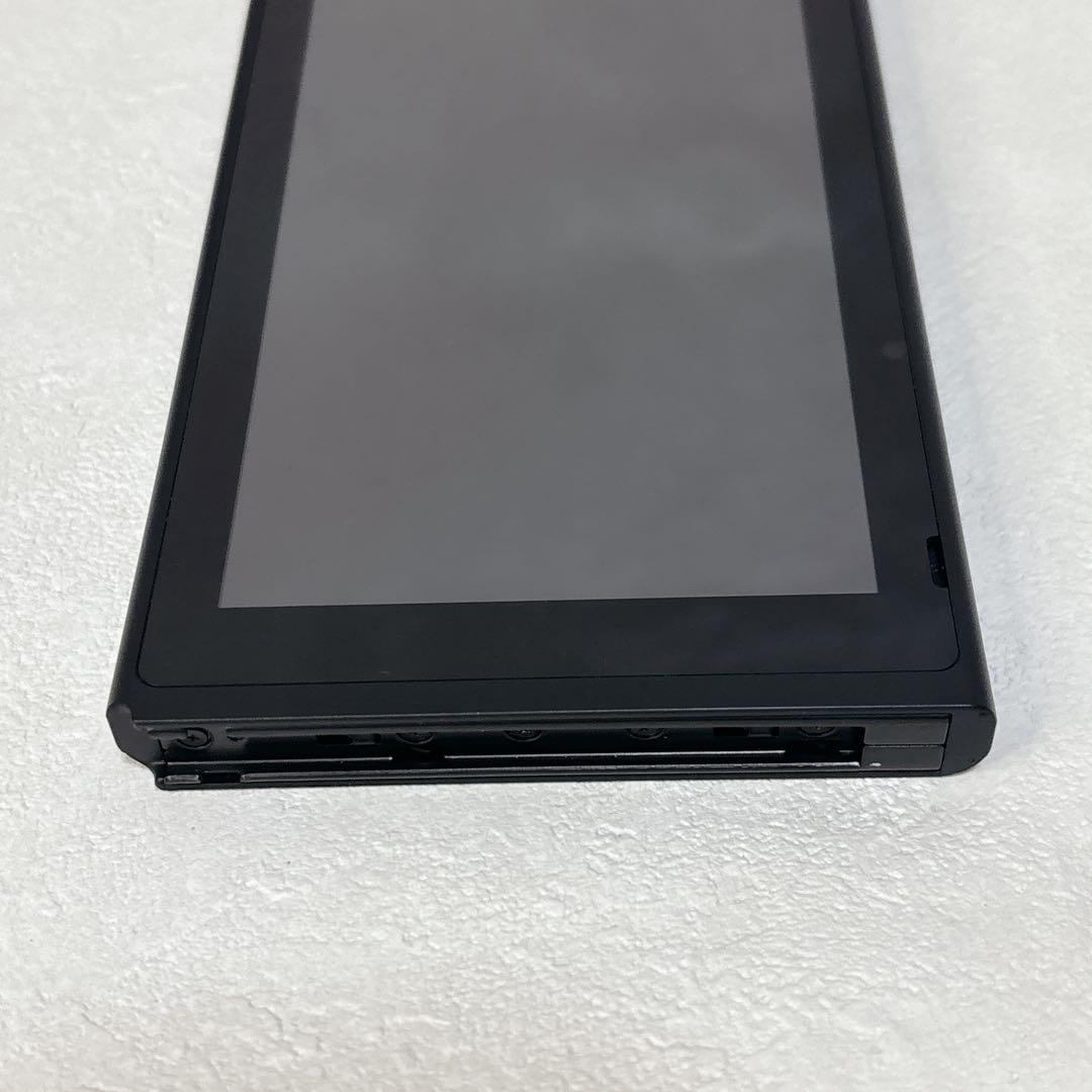 美品✨Nintendo Switch バッテリー強化版 本体のみ 2020年