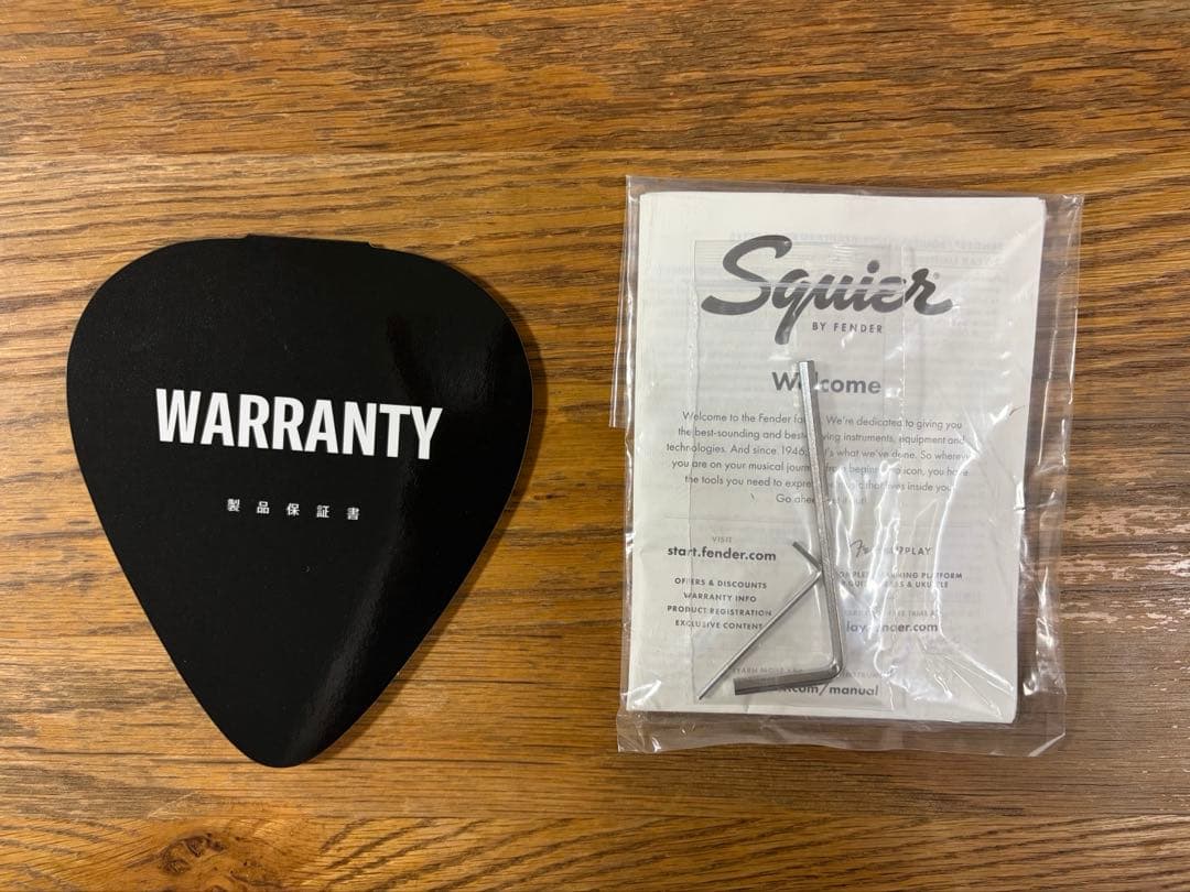 Squier by Fender スクワイヤー エレキベース