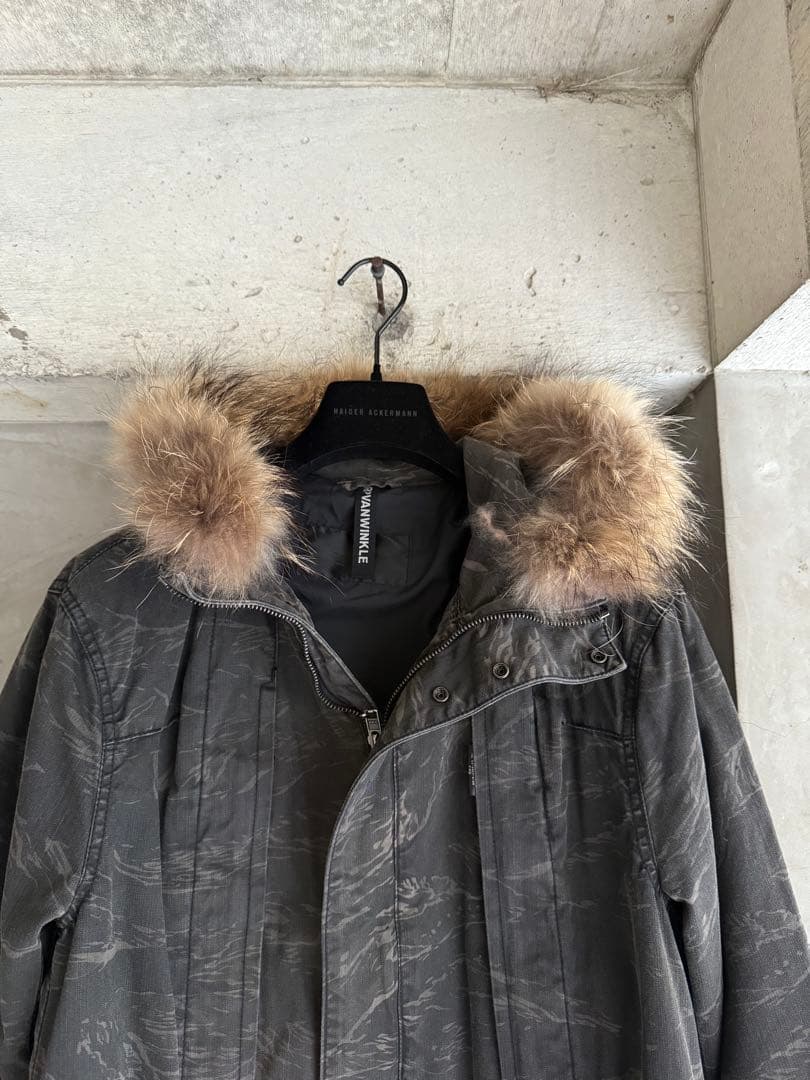 The Viridi-anne × ripvanwinkle Mods Coat