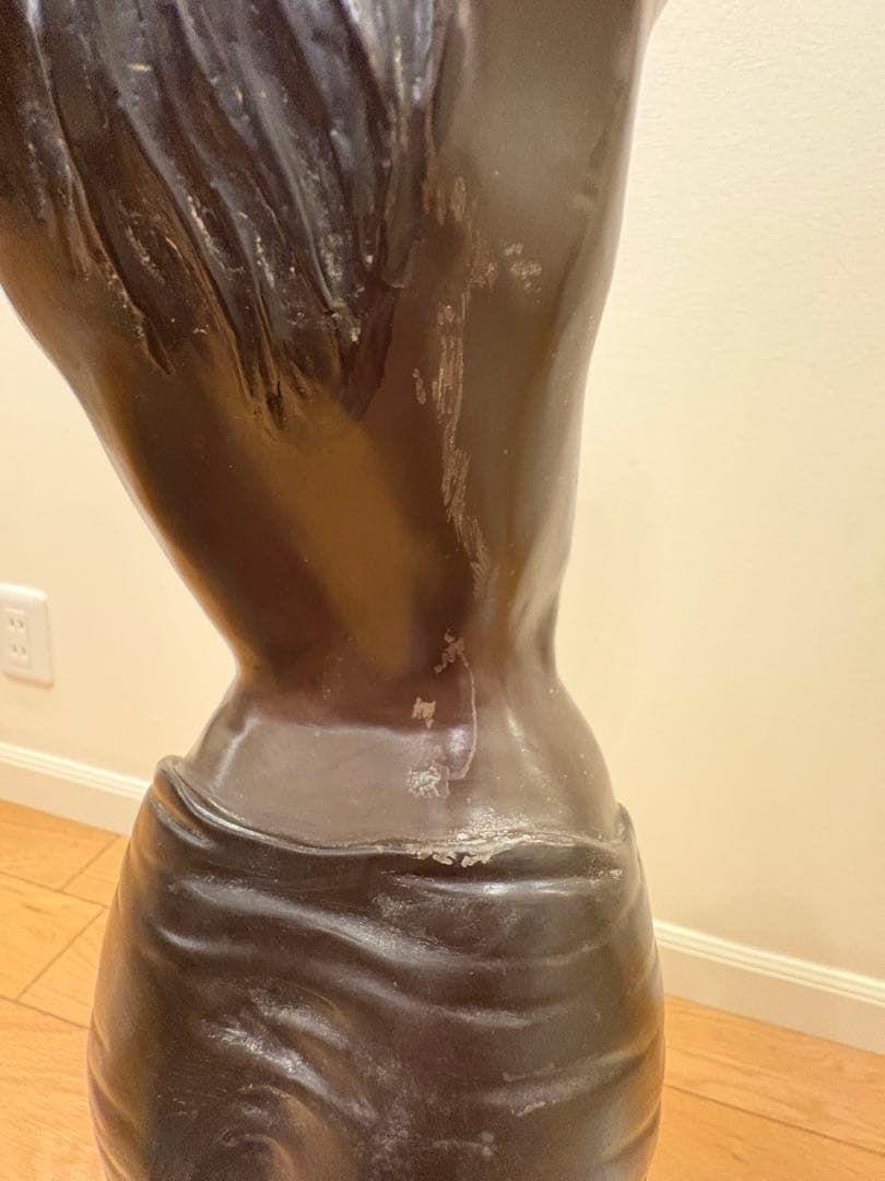 林良慶とおもわれるブロンズ像