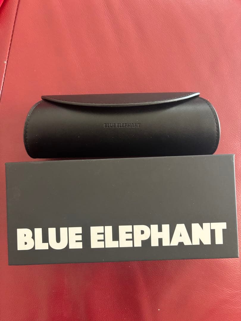 小物 BLUE ELEPHANT YUKI-S black