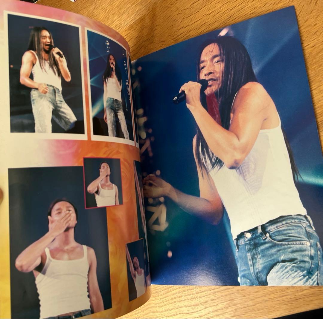 レスリーチャン　写真集　熱情演唱会　50ページ