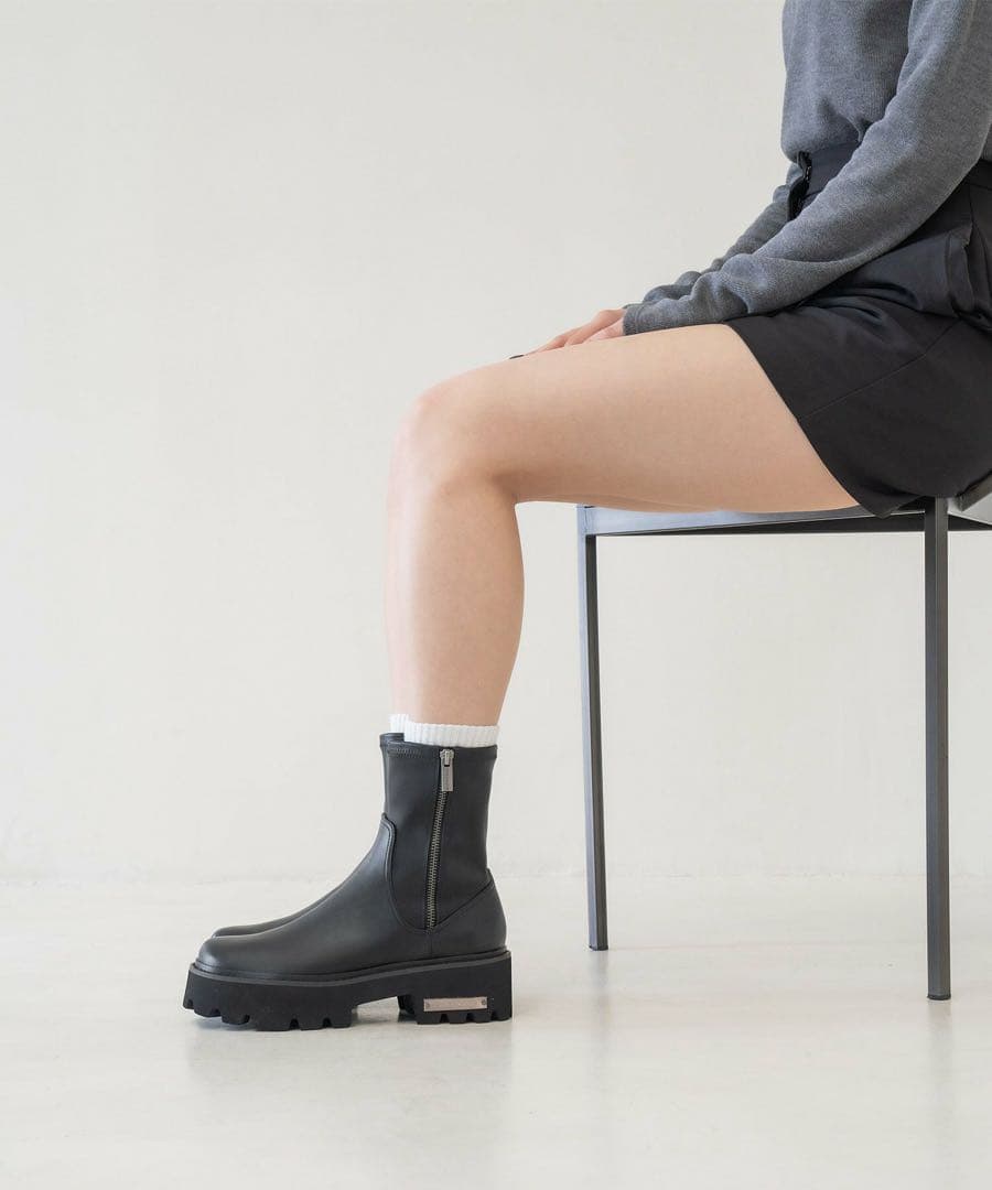 CHARLES & KEITH チャールズ&キース 厚底 ブーツ 黒 25.5