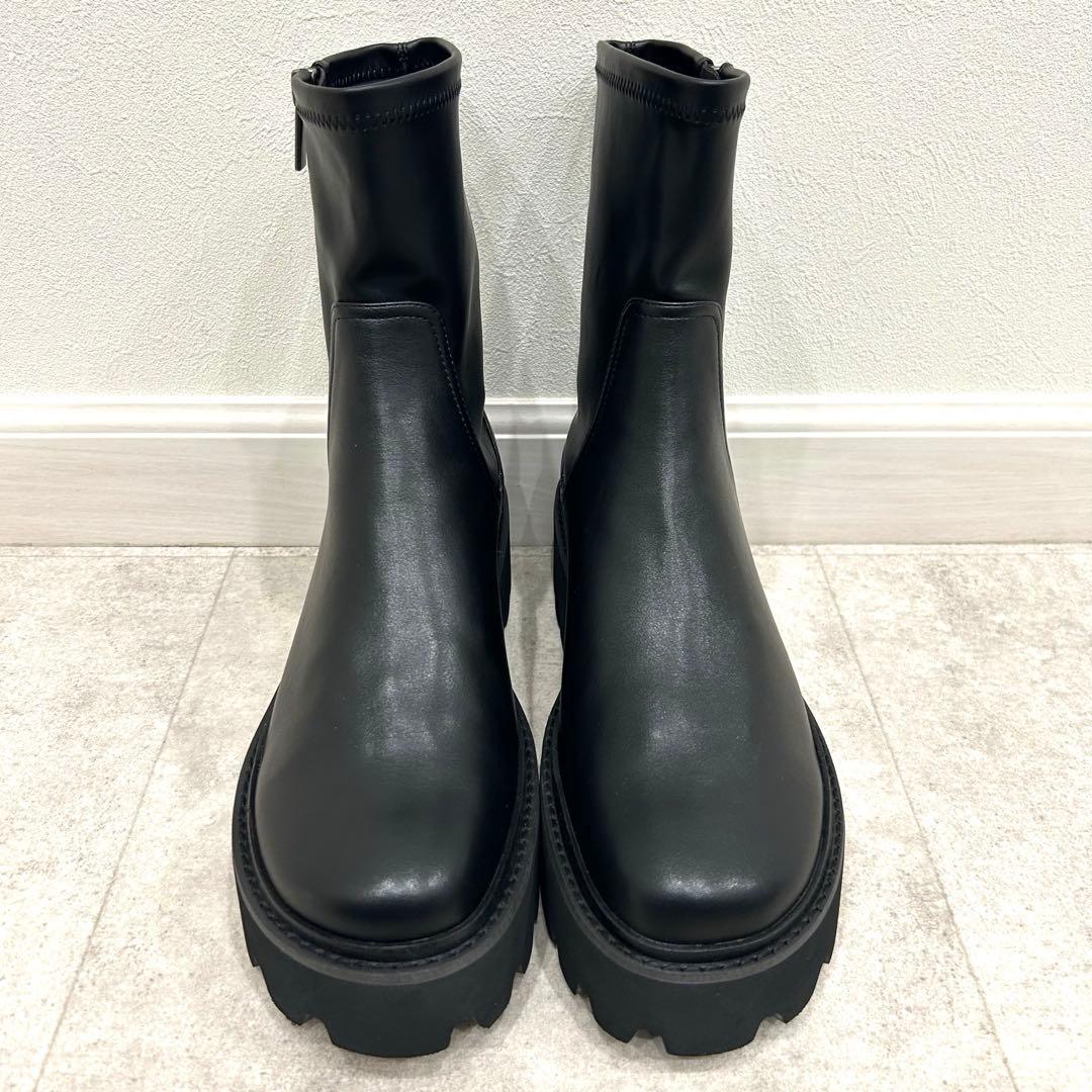 CHARLES & KEITH チャールズ&キース 厚底 ブーツ 黒 25.5