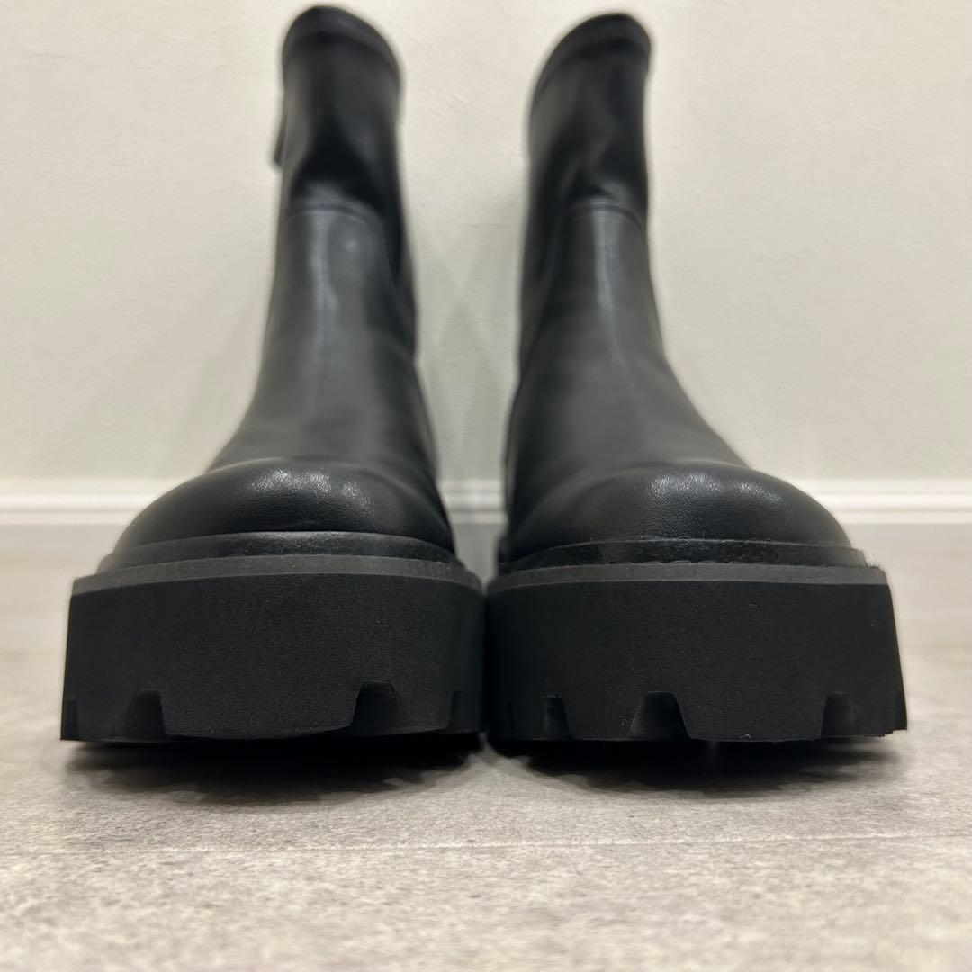 CHARLES & KEITH チャールズ&キース 厚底 ブーツ 黒 25.5