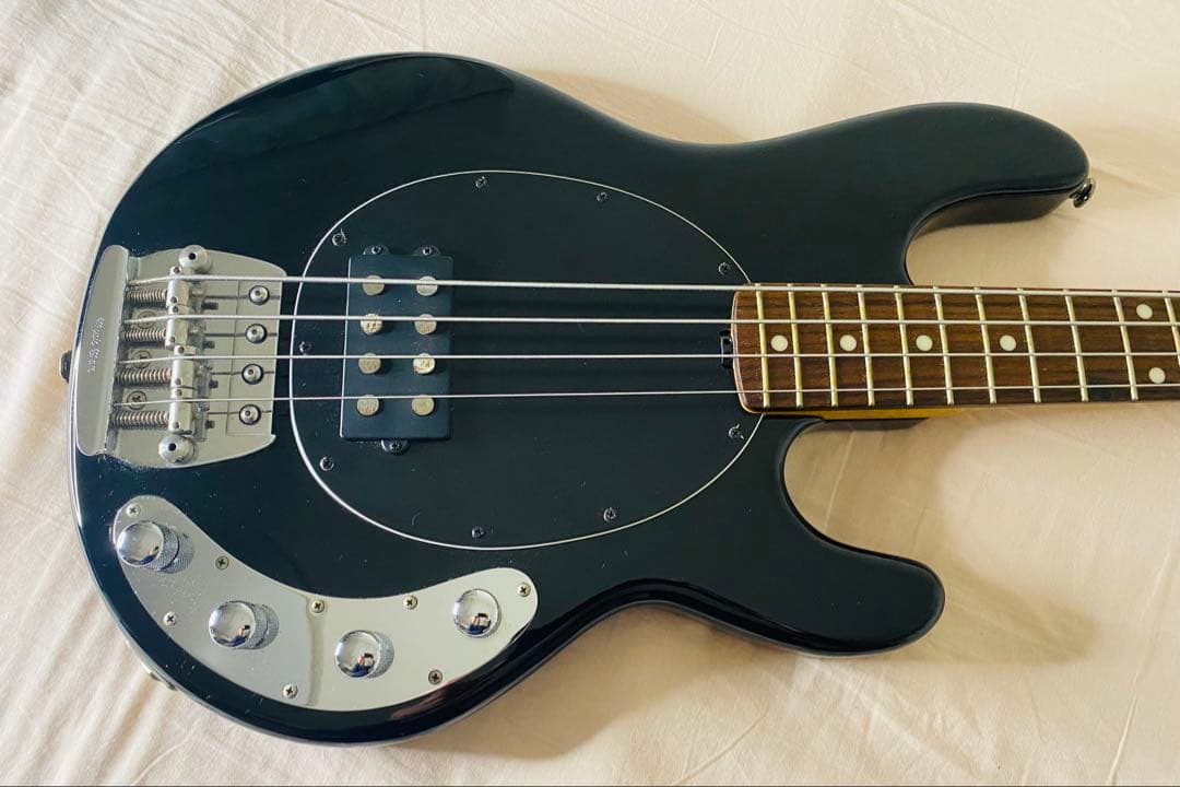 ベース MUSICMAN STINGRAY 1995