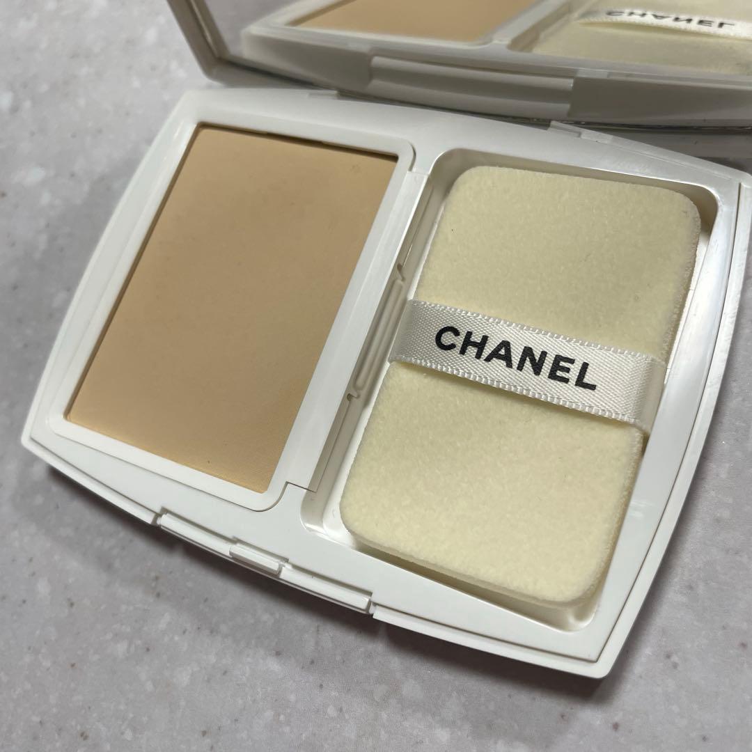 CHANEL ル ブラン ブライトニング コンパクト BD21