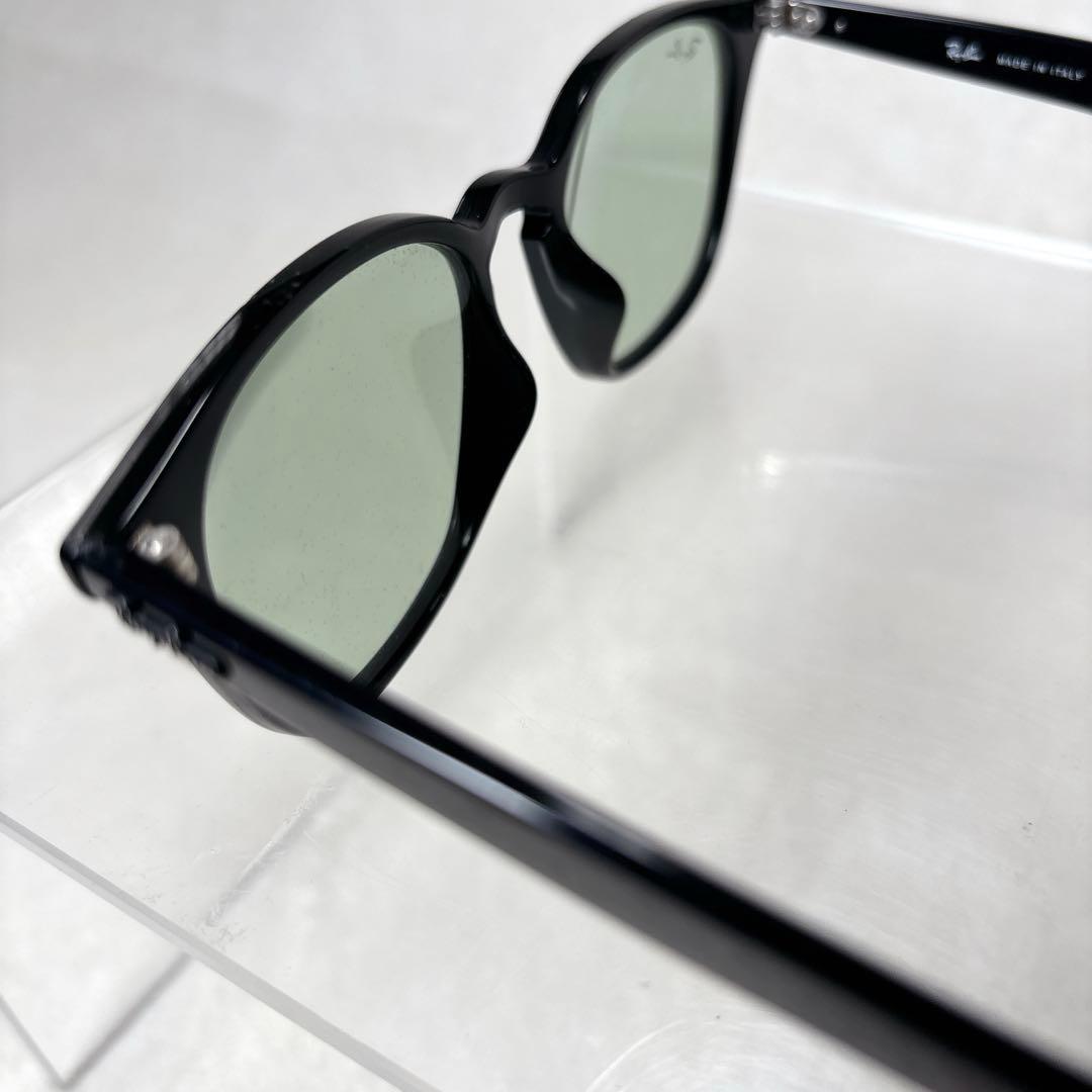 Ray-Ban RB4258F 601/2人気芸能人愛用シリーズ