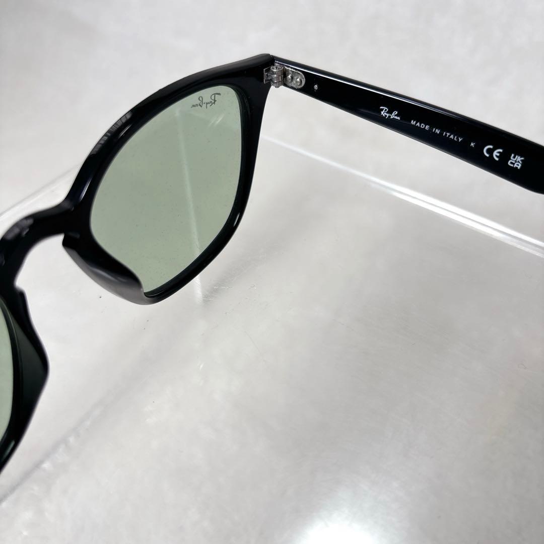 Ray-Ban RB4258F 601/2人気芸能人愛用シリーズ