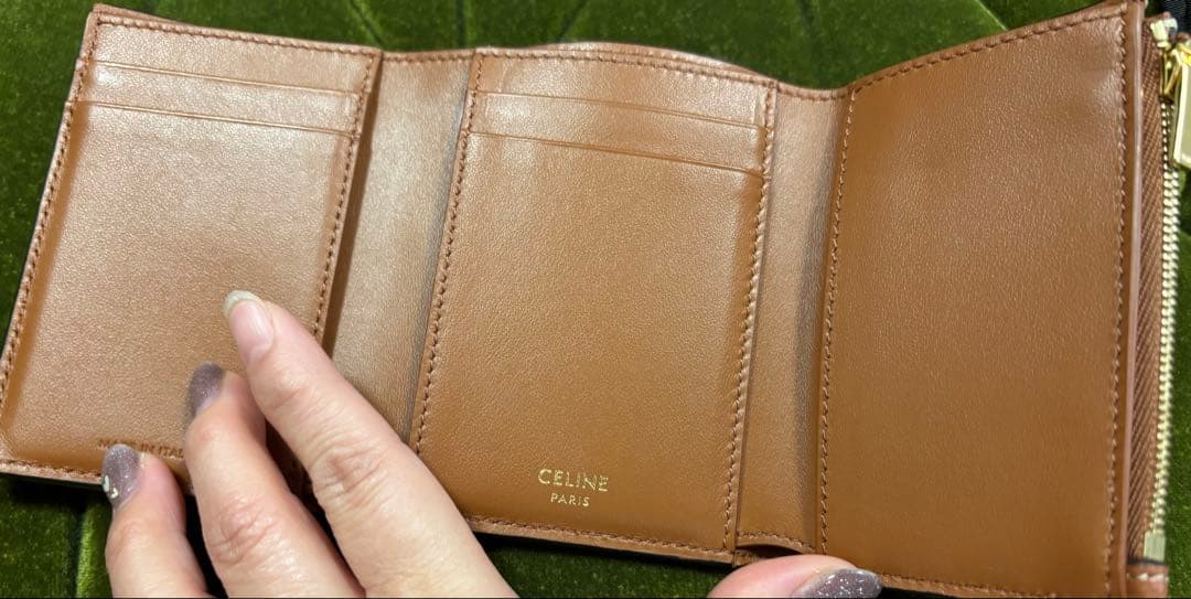 CELINE セリーヌ ファイン ストラップウォレット ニノ タン 財布