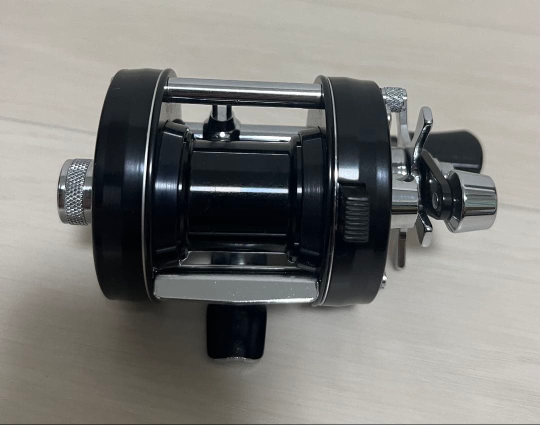 デ*ー様 希少品 ABU アンバサダー 2500c 限定復刻版　ビッグクレスト