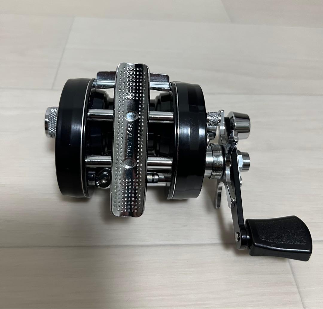 デ*ー様 希少品 ABU アンバサダー 2500c 限定復刻版　ビッグクレスト