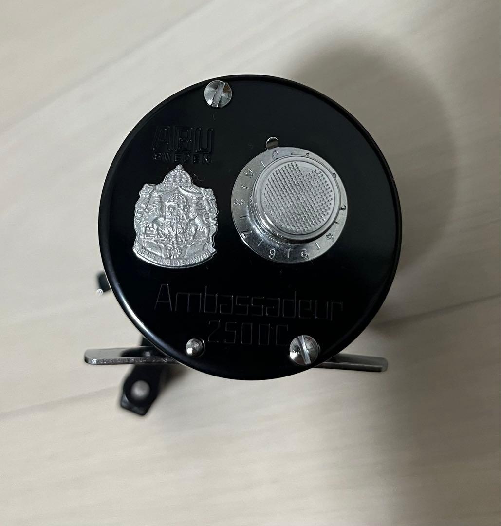 デ*ー様 希少品 ABU アンバサダー 2500c 限定復刻版　ビッグクレスト