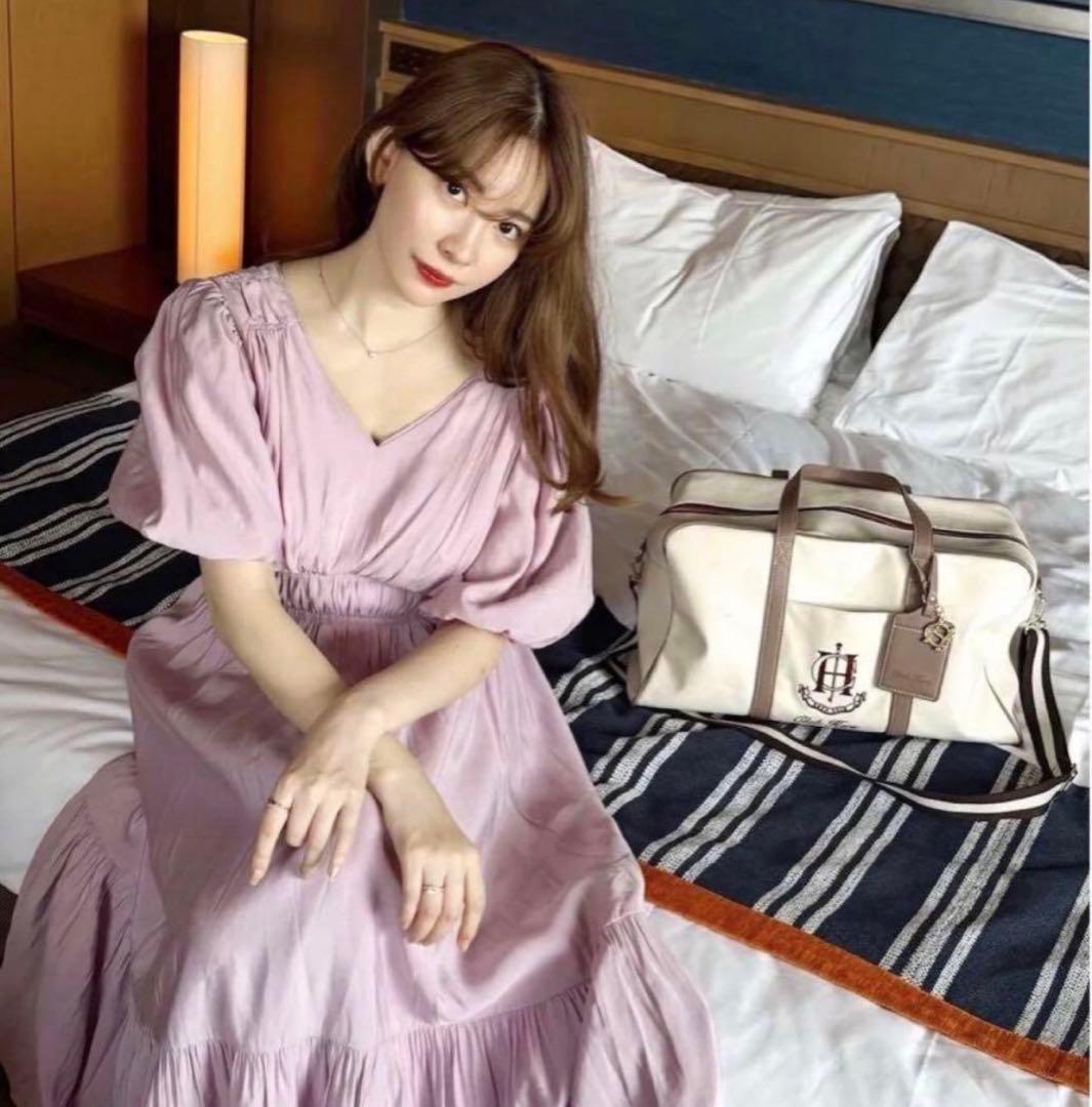 her lip to ノベルティClub Hers Boston Bag