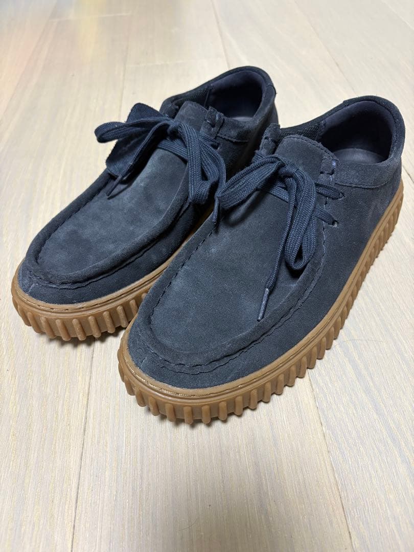 再値下げ！Clarks クラークストーヒルロー美品！25.5 ネイビースウェード