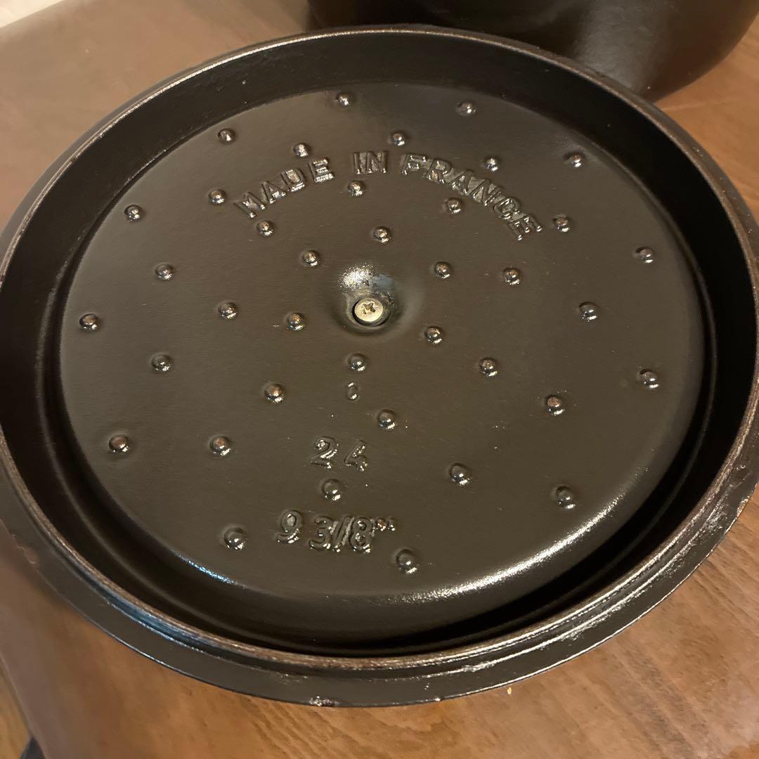 sjtyさん専用　ストウブ　STAUB 鋳鉄製 両手鍋 24cm ブラック