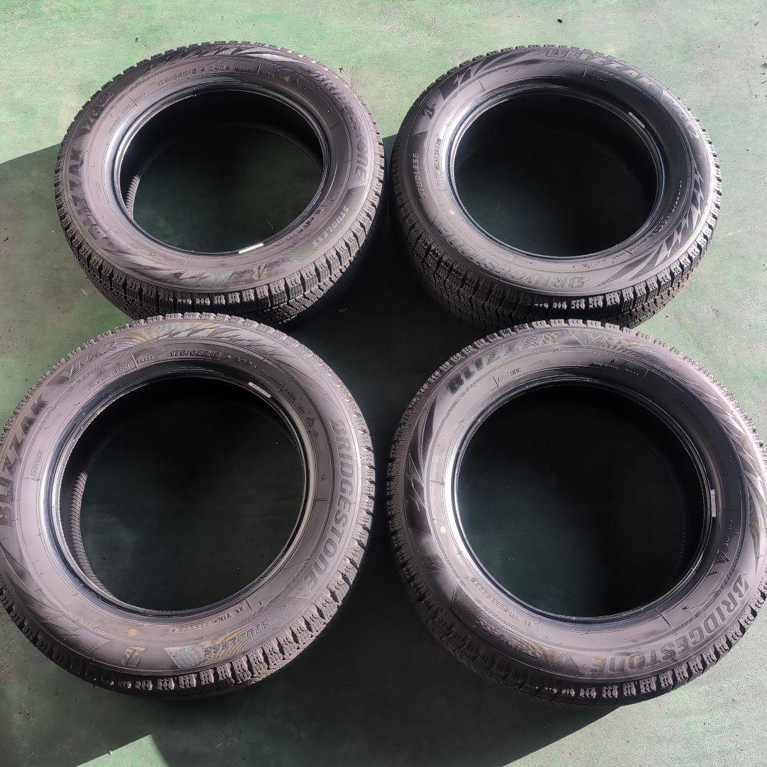 【バリ溝！】スタッドレス 175/65R15 BLIZZAK VRX2 2023