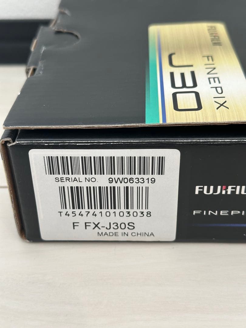 FUJIFILM 富士フィルム FINEPIX J30 デジカメ