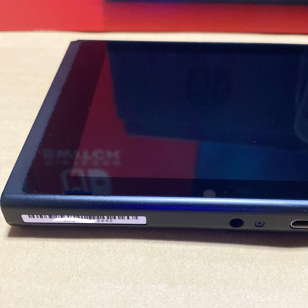 美品　任天堂Switch 本体画面のみ　2020年製　バッテリー強化版　㊳