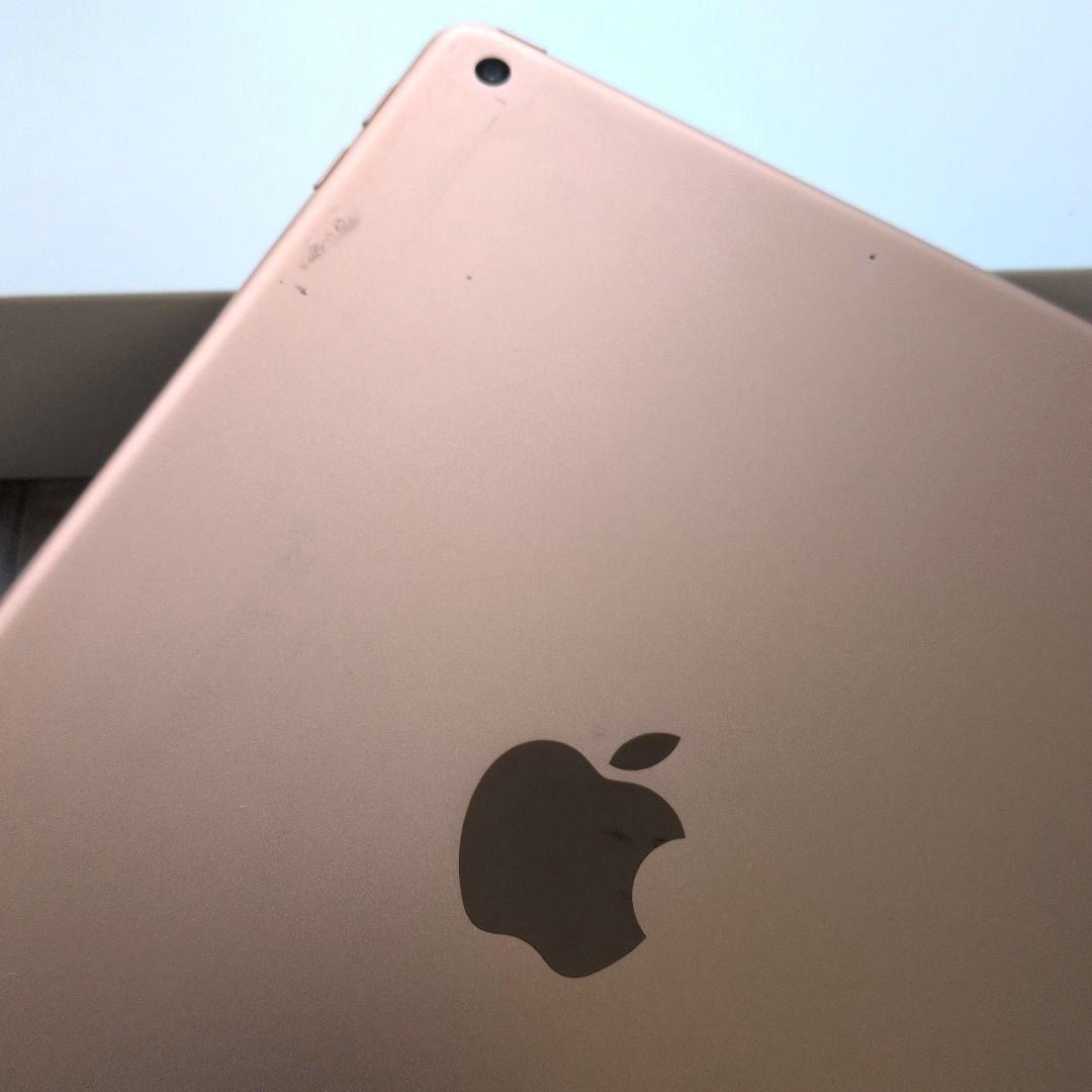 Apple iPad (第6世代)32GBゴールド 本体