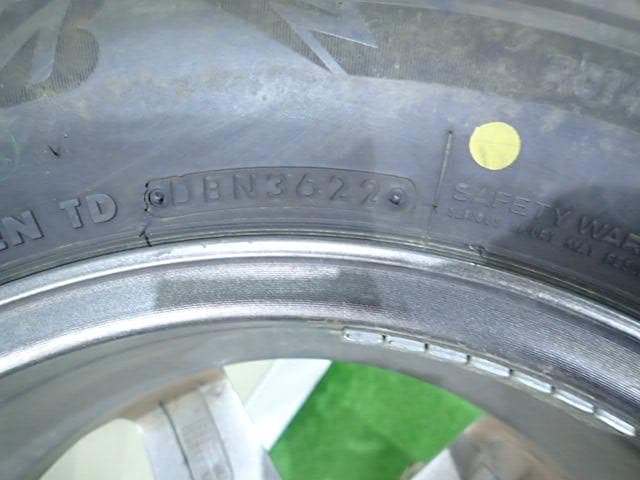 B1086【送料無料】BRIDGESTONE スタッドレスタイヤ